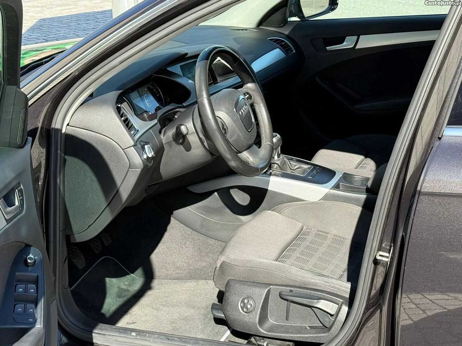 Audi A4 2.0 Sport - 09