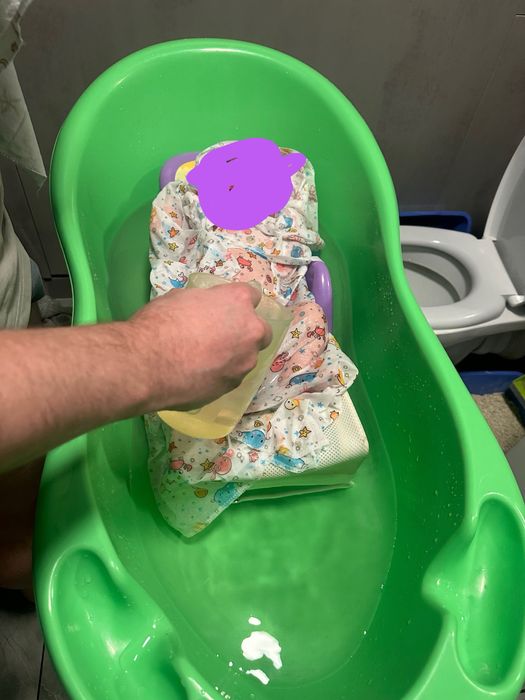 Ванночка дитяча з підставкою та шезлонгом для нейменших Безкоштовно