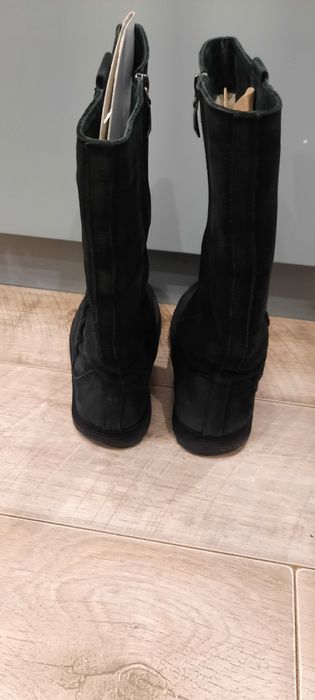 Продам жіночі високі уги