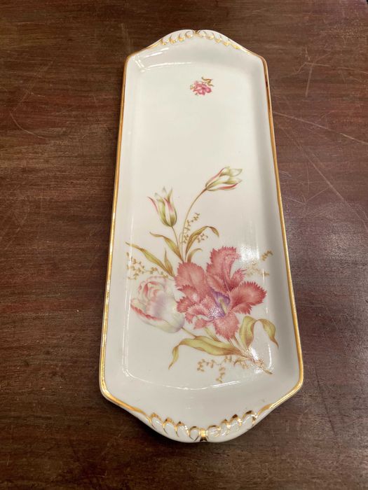 Travessa Antiga em Porcelana Decorada com Motivos Florais