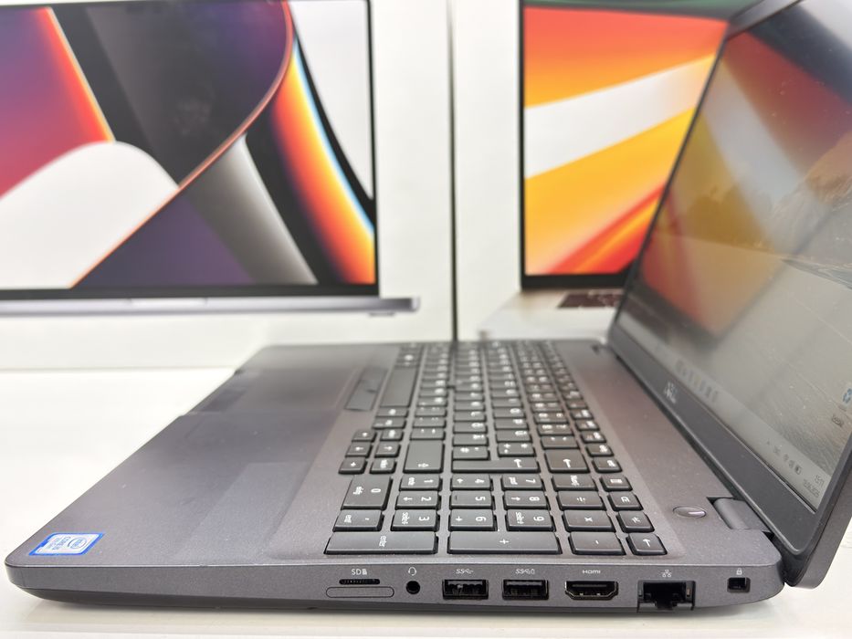 Dell Latitude 5501 i5-9300H | 16 GB DDR4 | 512GB SSD | 15.6 IPS FullHD | W11