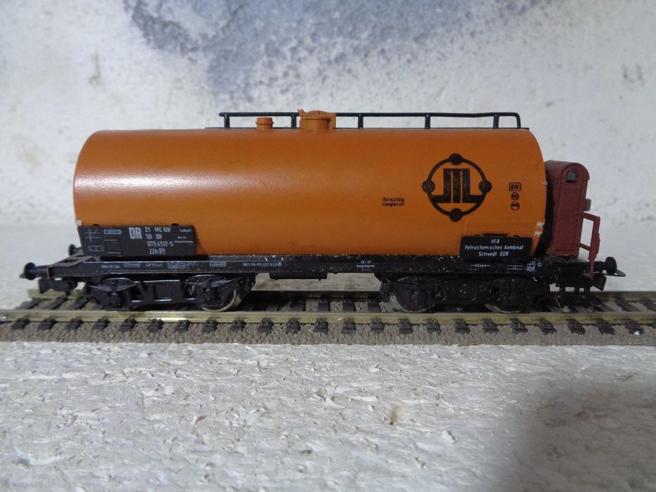 1:87 PIKO Cisterna JIL da DR comboio