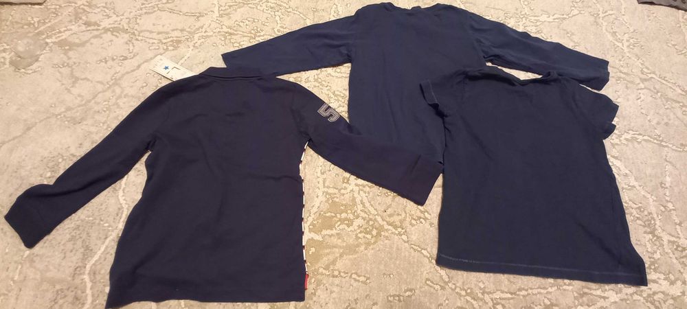 3 koszulki i 1 spodenki - 110 cm