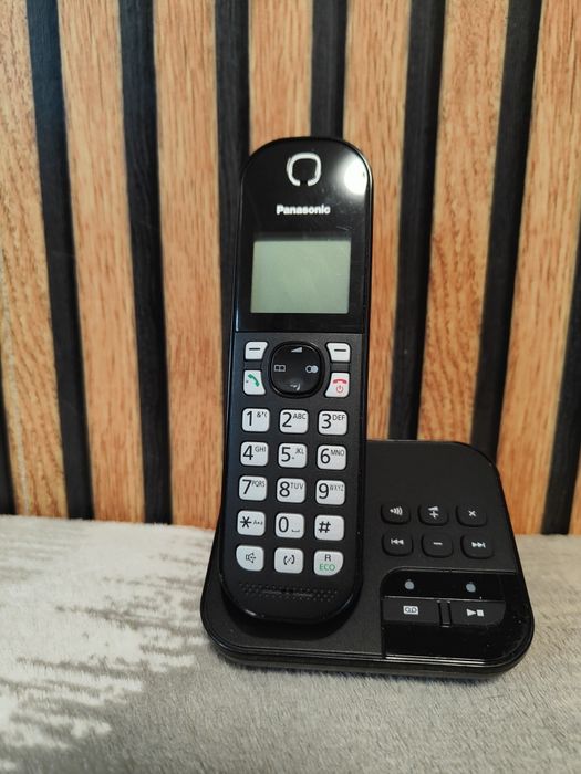 Telefon bezprzewodowy Panasonic (z bazą i zasilaczem) – USZKODZONY / Na części