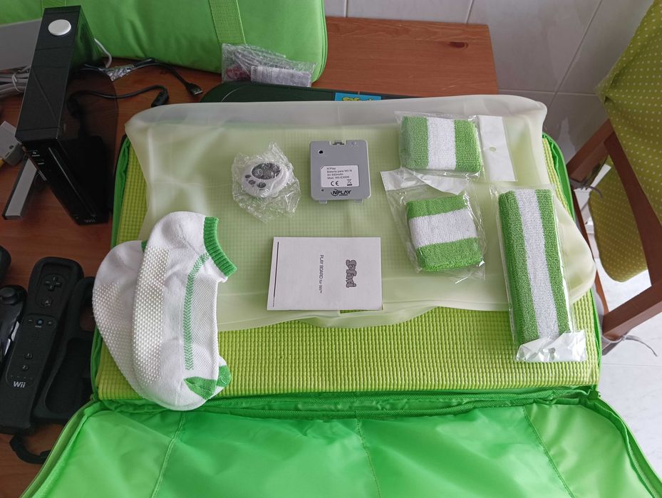 Consola WII com acessorios