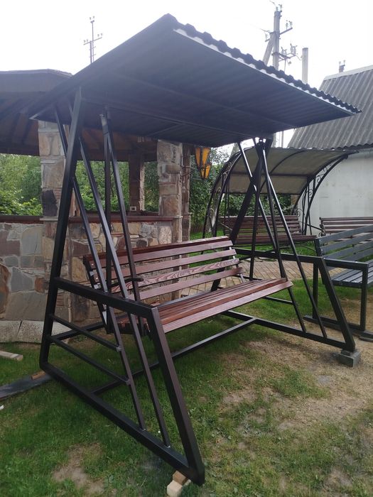Садова гойдалка.