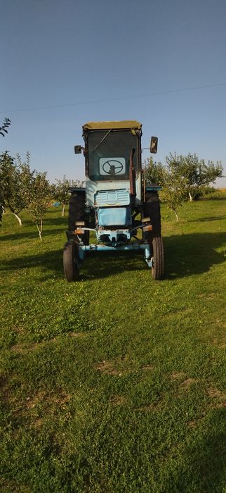Продам трактор Т-40