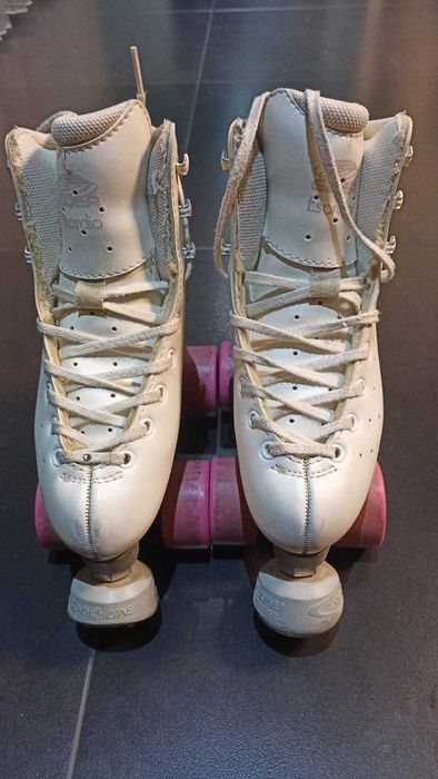 Patins - patinagem artística 225