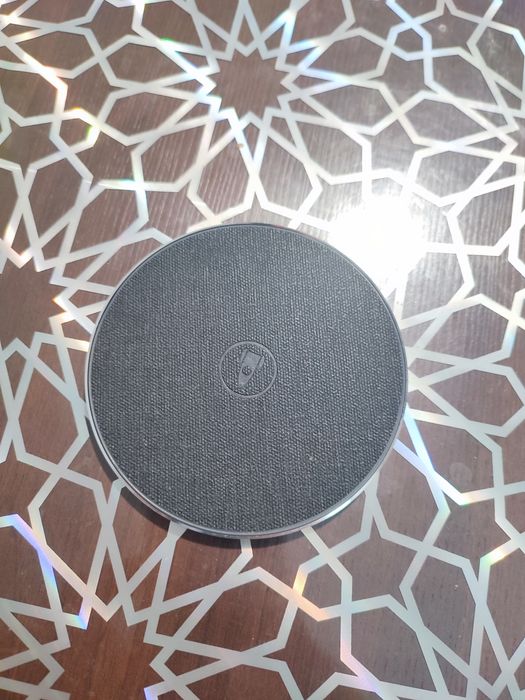 Безпровідний зарядний пристрій