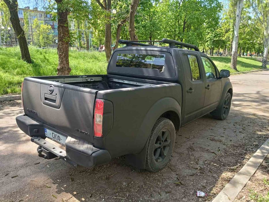 Nissan Navara  продам