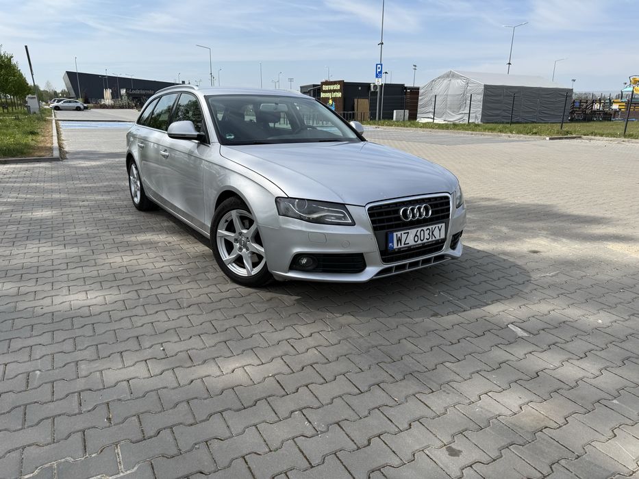 Audi A4  2009 klima,podgrzewane fotele .