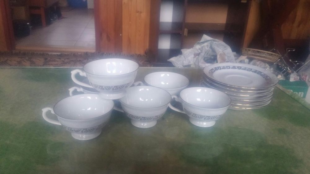 Zestaw PRL kawowy filiżanki + talerzyki Chodzież