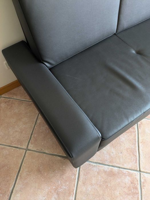 Sofá com chaise longue