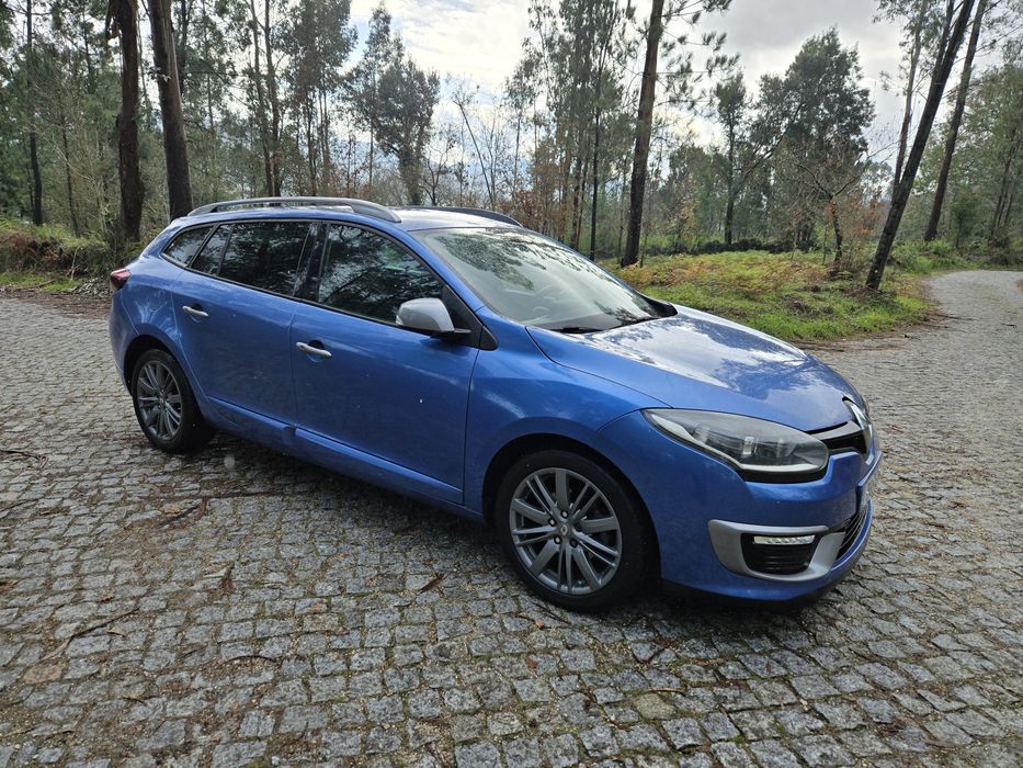 Automática , GTline, Diesel com   183mil km com distribuição trocada .