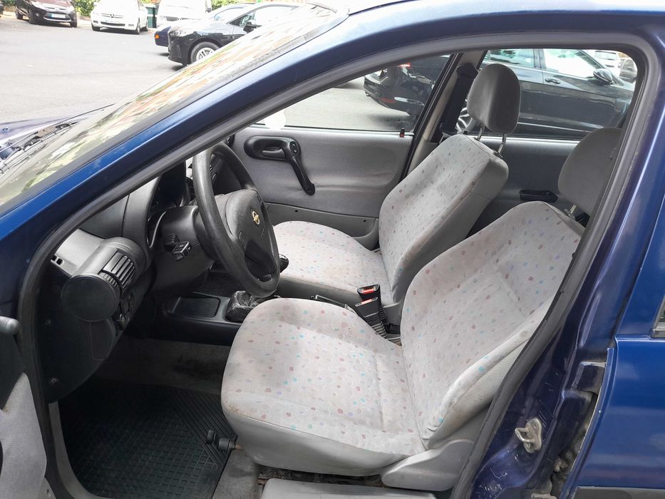 Opel Corsa — fotografia 7