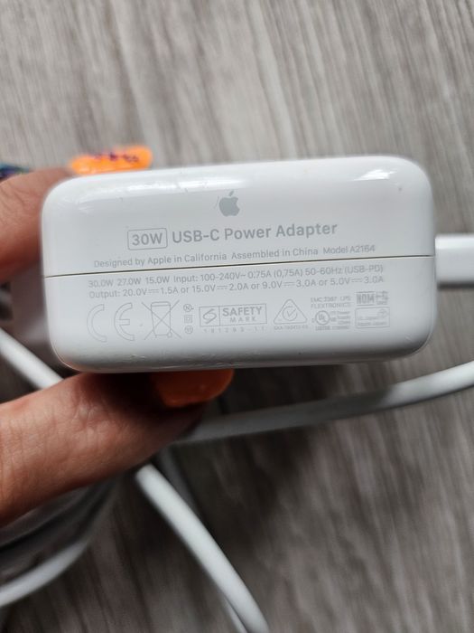 Ładowarka z kablem Macbook Apple 30w usb-c jak nowa