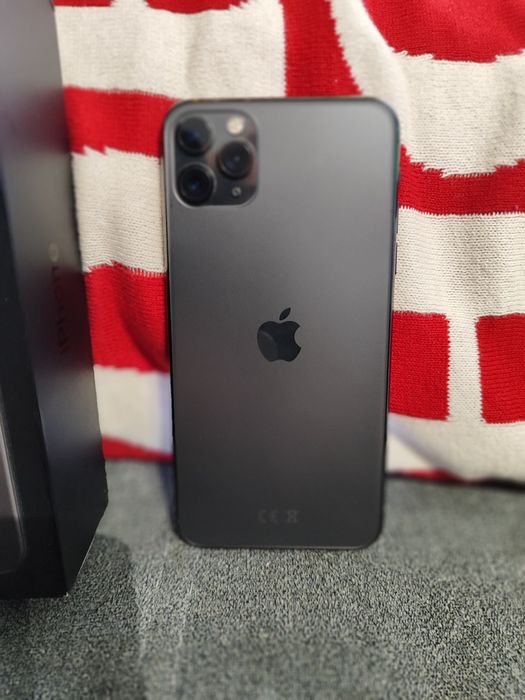 iPhone 11 Pro Max 64 GB