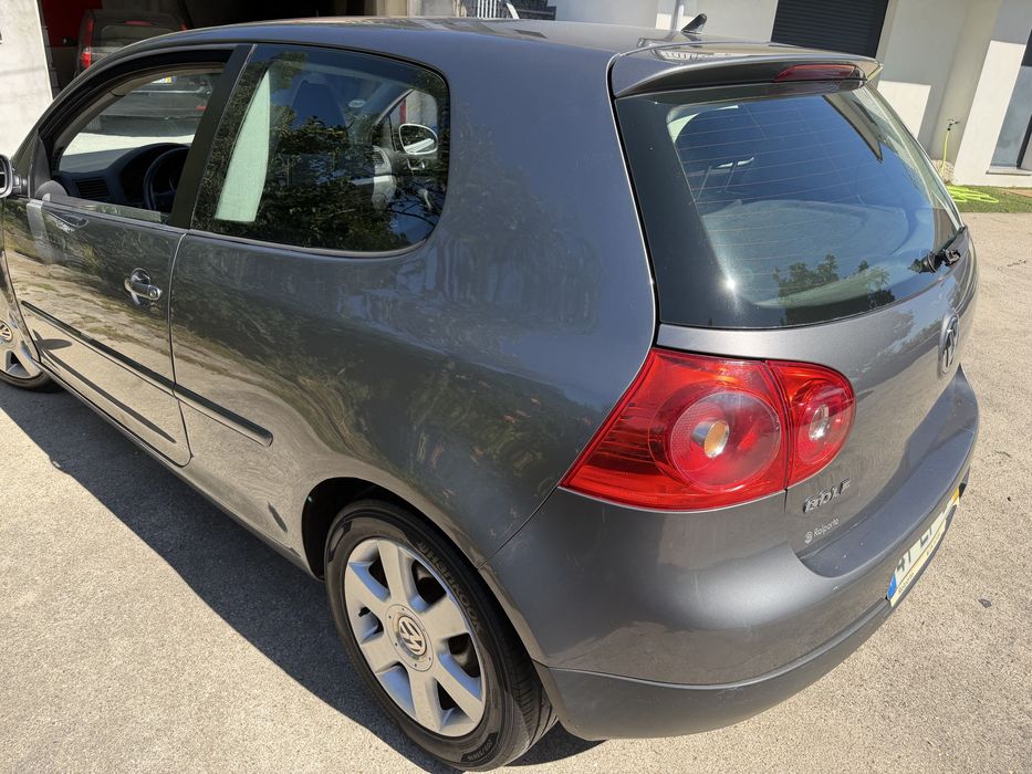 Vw golf v 2portas impecavel