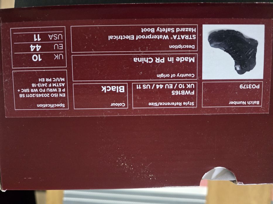 Buty robocze izolowane wysokie 44 BHP certyfikaty wodoodporne zima