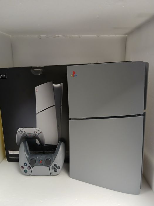 PS5 PlayStation  Slim 30th Sprzedaż lub Zamienię za PS5 PRO