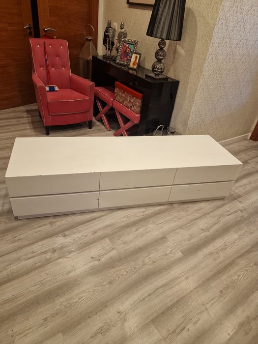 Living Room Cabinet / TV Stand with 6 Drawers