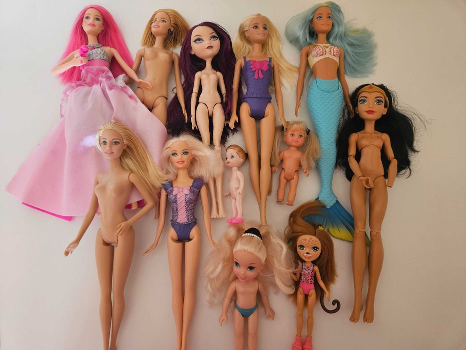 Lotes de Barbies