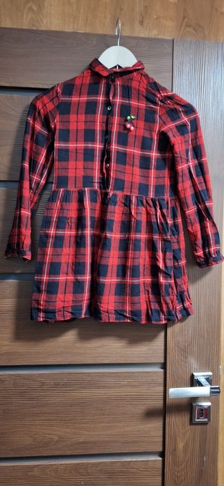 Sukienka dziewczęca 134 reserved