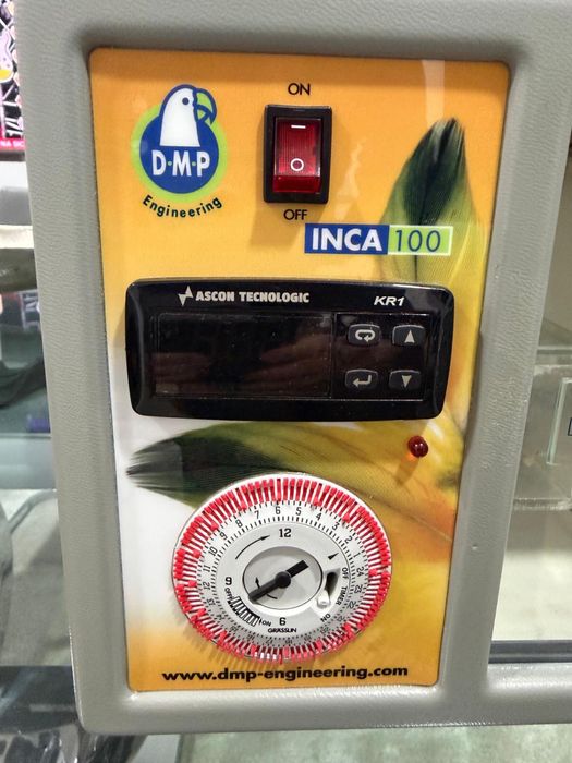 Incubadora Inca 100