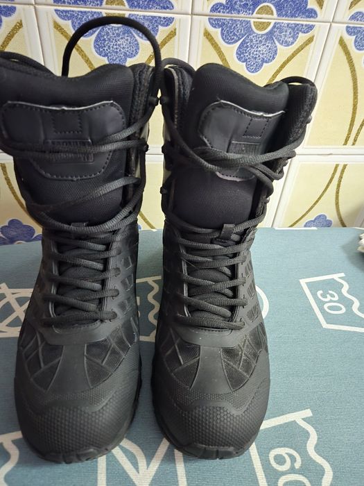 Vendo Botas magnum