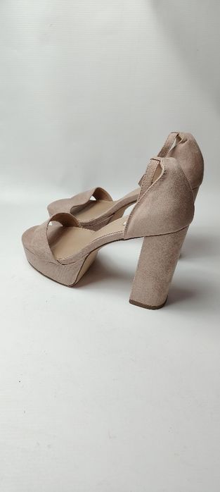 Buty sandały na obcasie platformie Even&Odd rozmiar 42 wkładka 26,5 cm