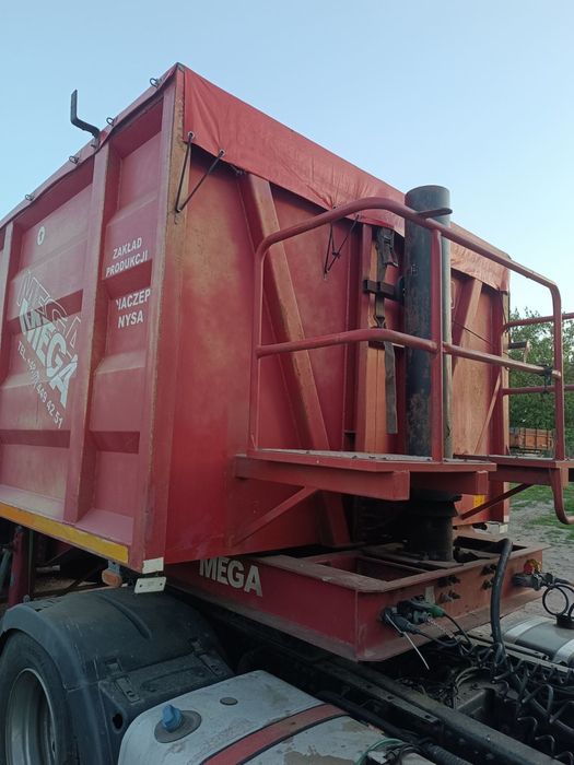 Продам прицеп самоскид  мега