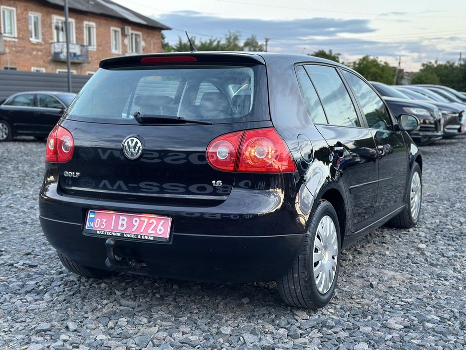 Volkswagen Golf