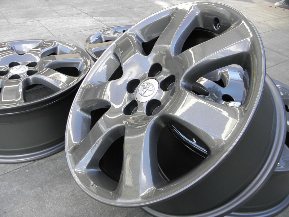 Felgi 17 Toyota 5x100 ET45 Avensis Caldina Matrix Voltz Wish Lexus CT