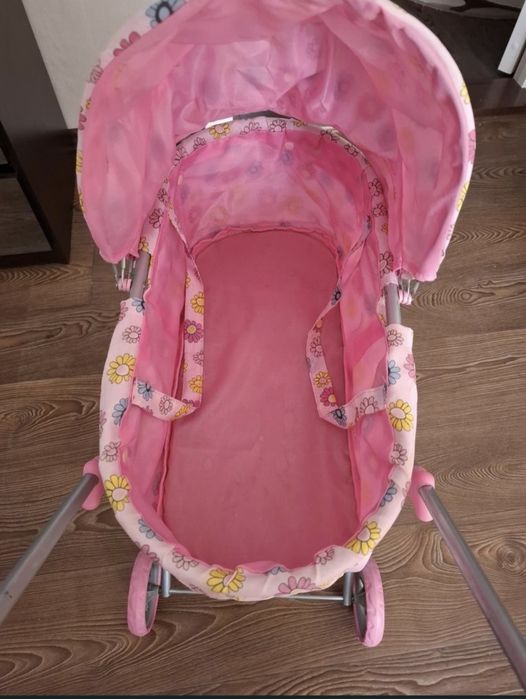 Коляска для ляльок