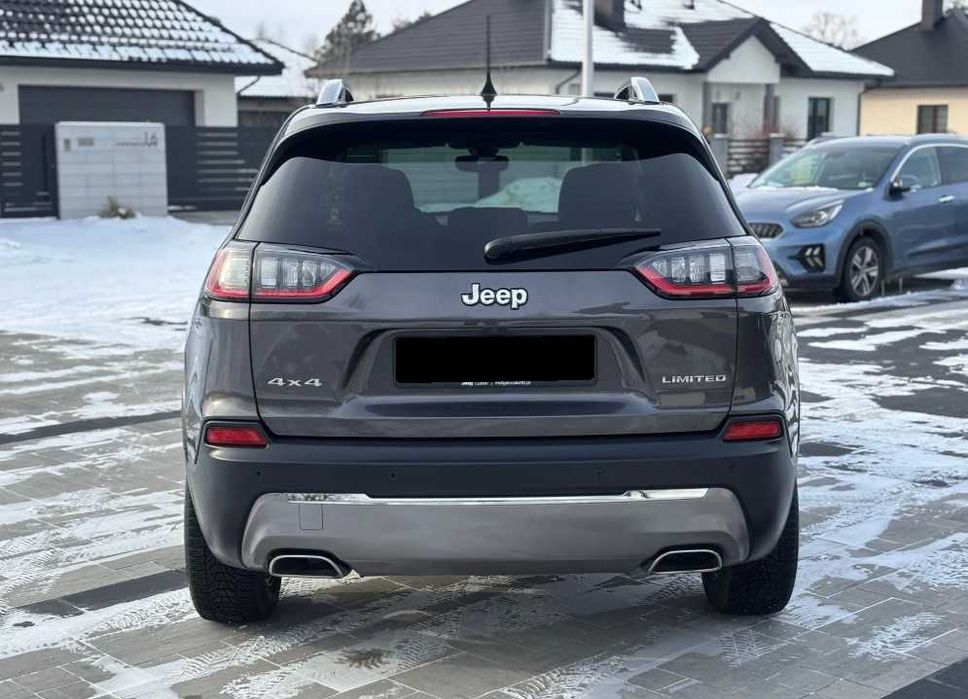 Jeep Cherokee 2019 року