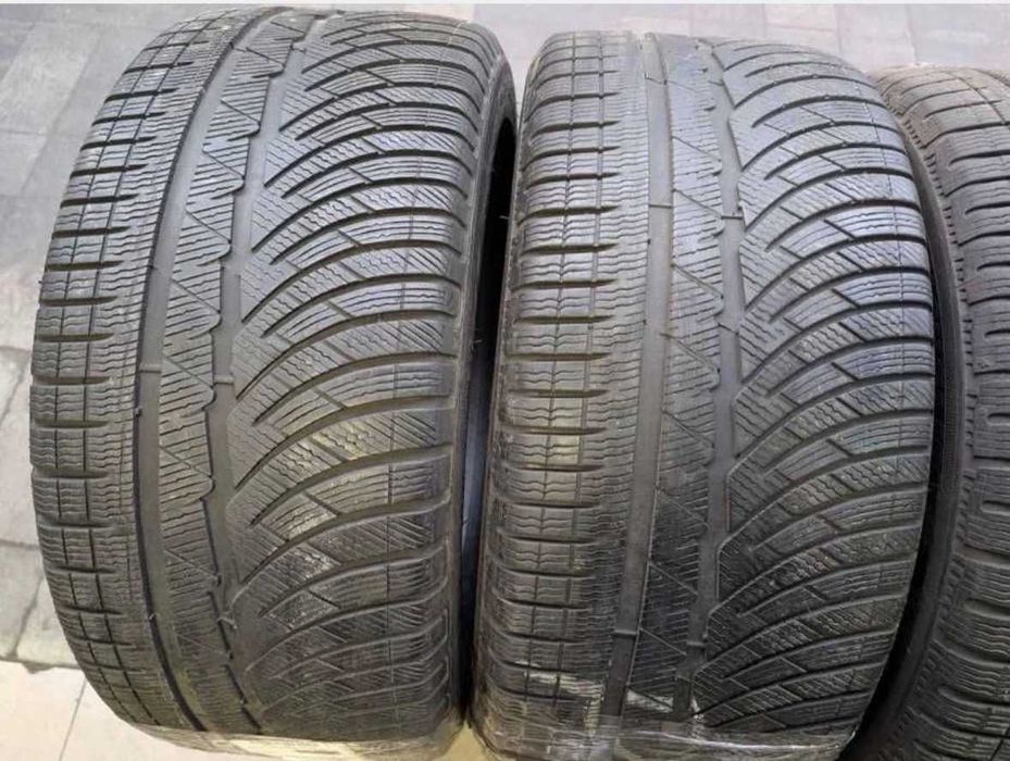 Комплект зимових шин Pilot Alpin 4 255/40R19 275/40R19