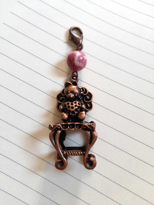 Pendente grande para colar com urso de peluche com coração