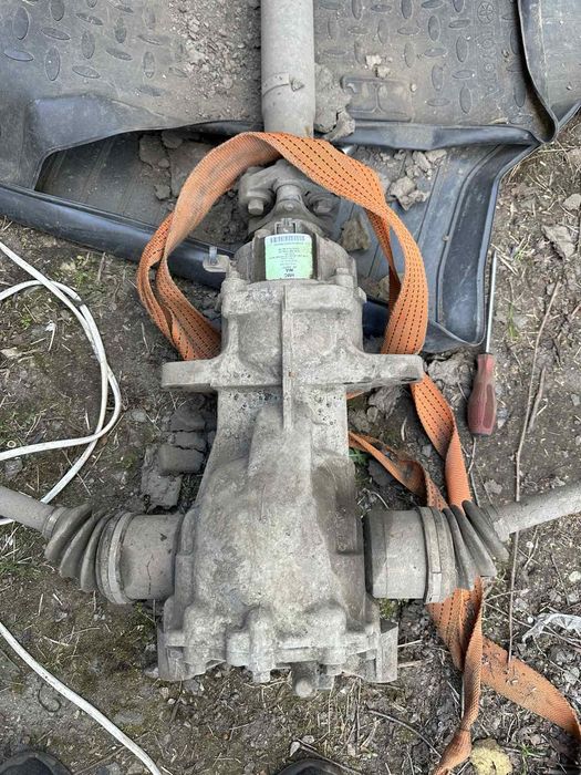 Трансмісія роздатка муфта міст редуктор кардан Santa fe 2 2006-12 d4eb