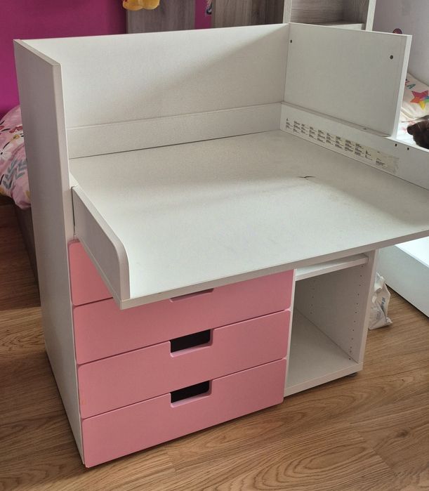 Fraldario/secretária Ikea