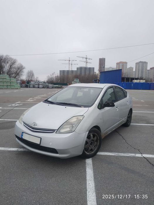Тойота Приус Автомат