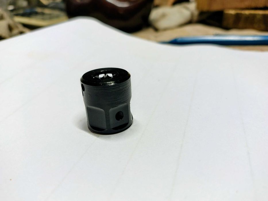 Kompensator 1/2 cala na 28, wersja zmodyfikowana, gwint prawy