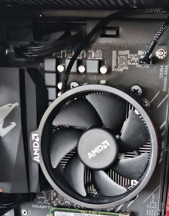 Ryzen 5 3600 Box nowe chłodzenie