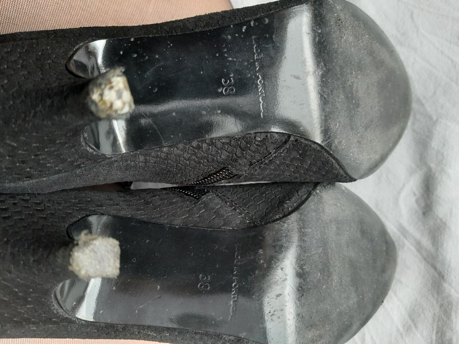 Czarne skórzane botki Jones Bootmaker 37 37,5