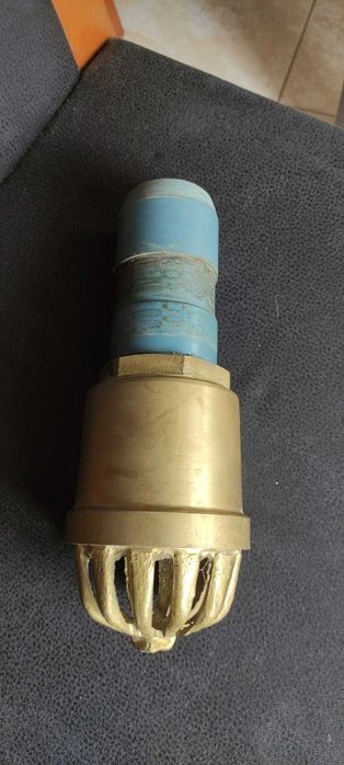 Chupador Pinha em latão