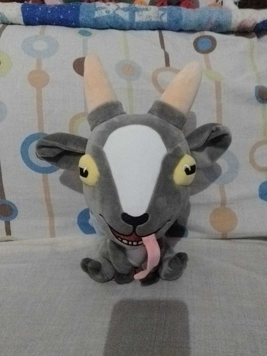 Peluche da cabra do goat simulador ( youtooz)