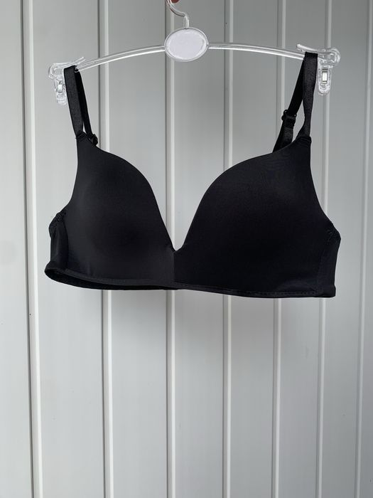 Бюстгальтер чорний