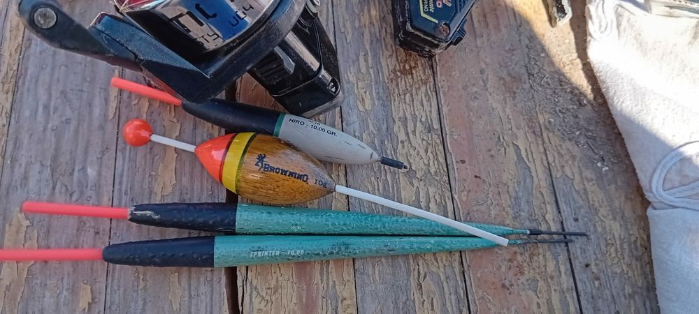 Conjunto de bóias de pesca