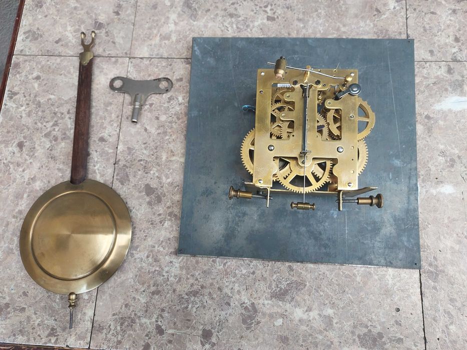 Stary zegar ścienny gabinetowy PHS przedwojenny sprawn film gongu F014