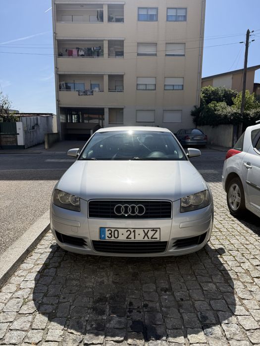 Audi A3 1.9 TDI 105cv — 2004 — Nacional troco Land Rover Discovery