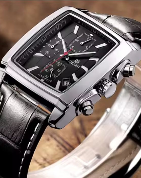 Годинник кварцовий НОВИЙ